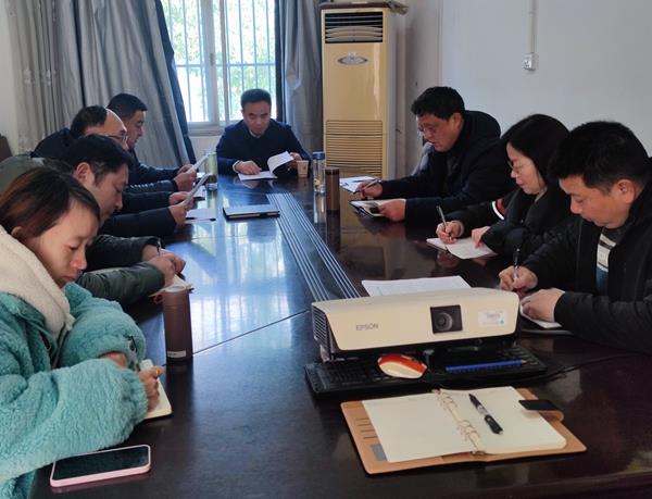 5565025dc8b442ea8310bf0d5ff43d8b.jpg 5565025dc8b442ea8310bf0d5ff43d8b.jpg