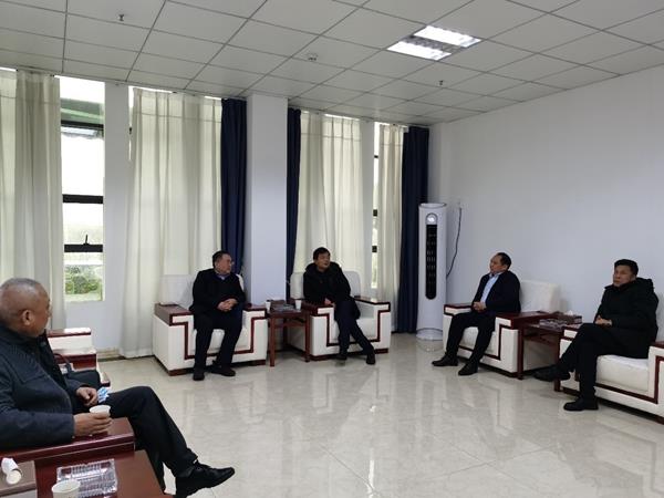 4e041ca558fe4f93a3ba35e9aa898407.jpg 4e041ca558fe4f93a3ba35e9aa898407.jpg