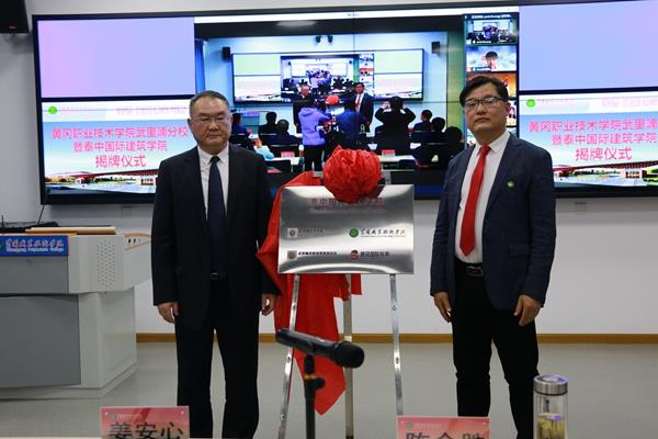 51da93245b764eff9c30e1a5c84f0227.jpg 51da93245b764eff9c30e1a5c84f0227.jpg