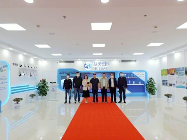 0f107d25b41141519add1b2173b9e9d6.jpg 0f107d25b41141519add1b2173b9e9d6.jpg