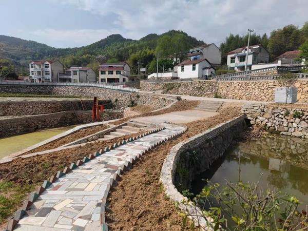 f666a5e2069f415583ba9e2133efe482.jpg f666a5e2069f415583ba9e2133efe482.jpg