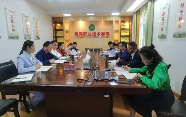 e7c8037964d24edb902638672e6e7c00.jpg e7c8037964d24edb902638672e6e7c00.jpg