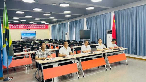 b14f45636865419ab6bbc3e9afe0ce76.jpg b14f45636865419ab6bbc3e9afe0ce76.jpg