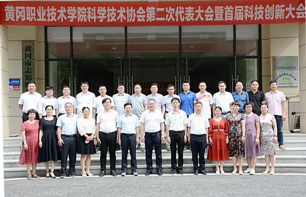 4eb86996a5a240b7a04ddb8772459a88.jpg 4eb86996a5a240b7a04ddb8772459a88.jpg