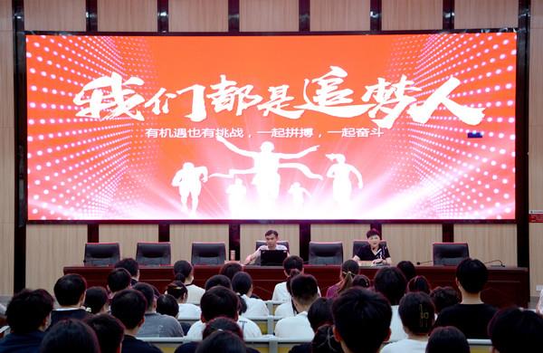 3f305c2034c842b18f79a1f6d7167f55.jpg 3f305c2034c842b18f79a1f6d7167f55.jpg