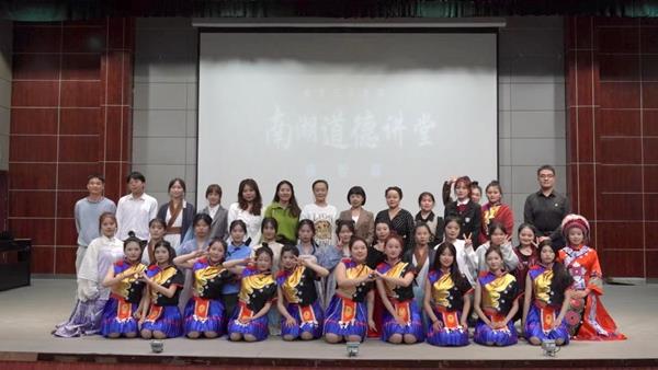 2cac20ff67e94b6084f0633c2c932d96.jpg 2cac20ff67e94b6084f0633c2c932d96.jpg