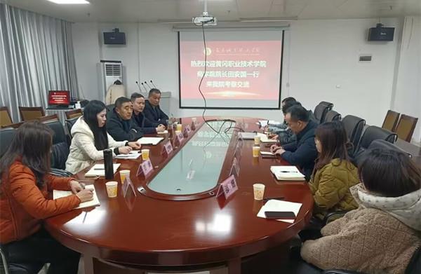 8b98d925ddcf47ef9a053aa582382fb8.jpg 8b98d925ddcf47ef9a053aa582382fb8.jpg