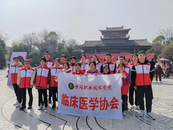 8aa57127418d48f1b5c25aee535fd60e.jpg 8aa57127418d48f1b5c25aee535fd60e.jpg