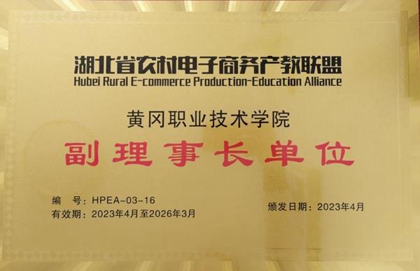 deaa902bd07246dba7bbbef08800ffc4.jpg deaa902bd07246dba7bbbef08800ffc4.jpg