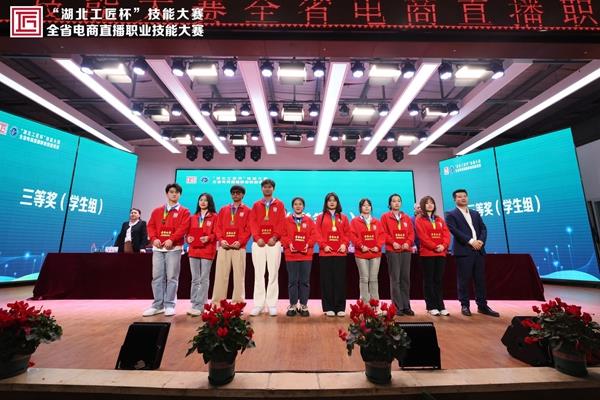 f5f61189d6db406a9f7804662dfc6849.jpg f5f61189d6db406a9f7804662dfc6849.jpg