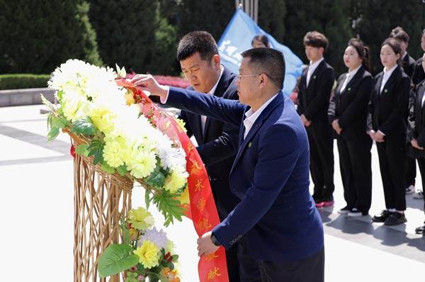 6730817f22b440adaf90da803c2c9f67.jpg 6730817f22b440adaf90da803c2c9f67.jpg