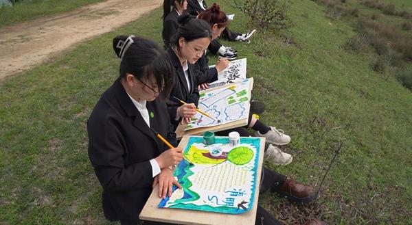 e5754afaeebb4d58aa7ec784a72e7777.jpg e5754afaeebb4d58aa7ec784a72e7777.jpg