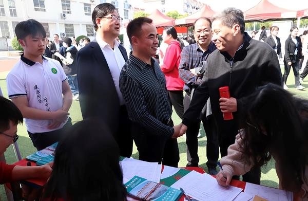 d4d17c79189649c2ad68b60dbe54b789.jpg d4d17c79189649c2ad68b60dbe54b789.jpg