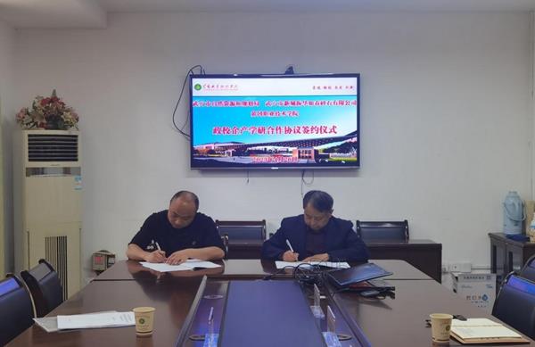 4b44f51b51024382834fdbb0b2e5668c.jpg 4b44f51b51024382834fdbb0b2e5668c.jpg