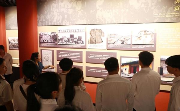 abb7cfedc0e348dca825bd2980511f35.jpg abb7cfedc0e348dca825bd2980511f35.jpg