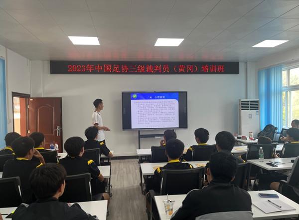 e30470e536e545f68861c6f1826e70fd.jpg e30470e536e545f68861c6f1826e70fd.jpg