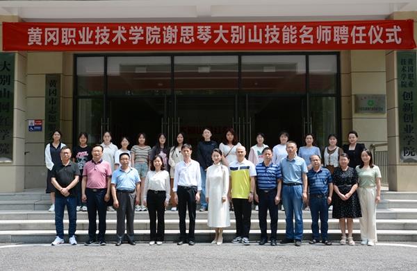 037bd6f31dd24f65abd4cb42d9dcefee.jpg 037bd6f31dd24f65abd4cb42d9dcefee.jpg