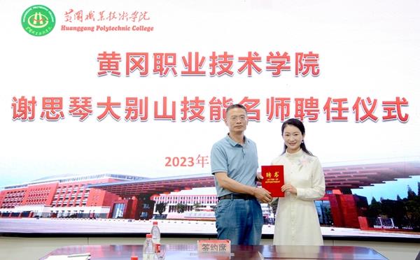 fd2d59c3b11240d4ab724f98230c7fa9.jpg fd2d59c3b11240d4ab724f98230c7fa9.jpg