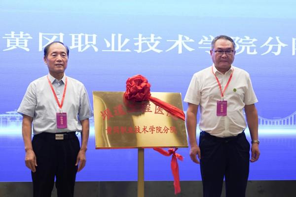 759d624063de401ea25000a8c7536c7b.jpg 759d624063de401ea25000a8c7536c7b.jpg