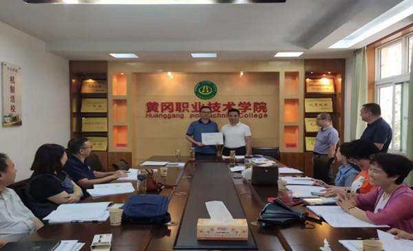 e64f24d691c9425481a21a3f5c58f48b.jpg e64f24d691c9425481a21a3f5c58f48b.jpg