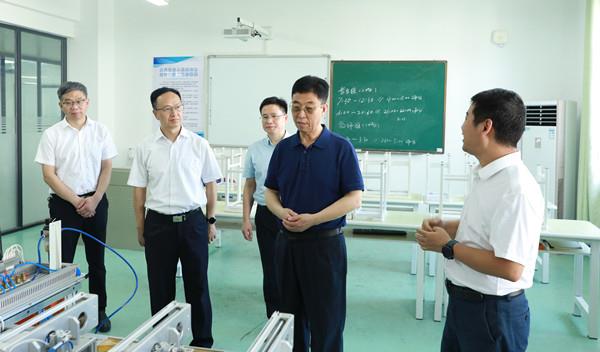 c66bbd459eff4a8ab70f24371aea3622.jpg c66bbd459eff4a8ab70f24371aea3622.jpg