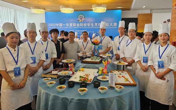 996c389bcf7b4c7a8ba51b96cb2fea62.jpg 996c389bcf7b4c7a8ba51b96cb2fea62.jpg