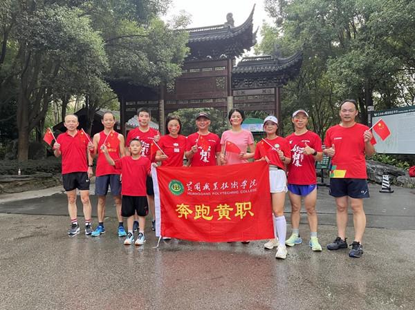 db33aa02fcc845ab959cf209620bd25c.jpg db33aa02fcc845ab959cf209620bd25c.jpg