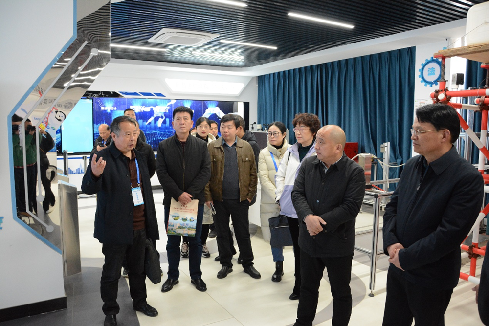 253a158460c341b1b33ea06a8c049f42.png 253a158460c341b1b33ea06a8c049f42.png