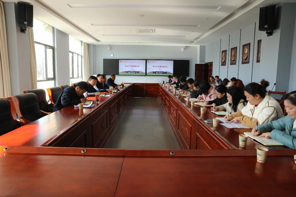 8542b39dcd6843658259255a0a28c7a0.Jpeg 8542b39dcd6843658259255a0a28c7a0.Jpeg