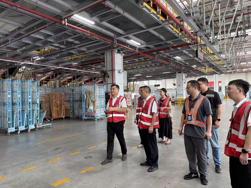 75bb2d253dbf49ce9c13f6469525da12.jpg 75bb2d253dbf49ce9c13f6469525da12.jpg