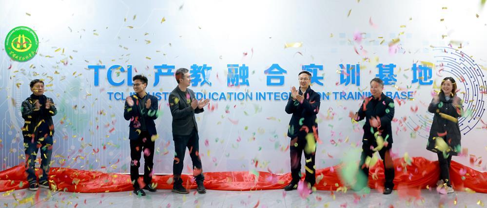 f14a95f877b74637826a7a4a656a76a8.jpg f14a95f877b74637826a7a4a656a76a8.jpg